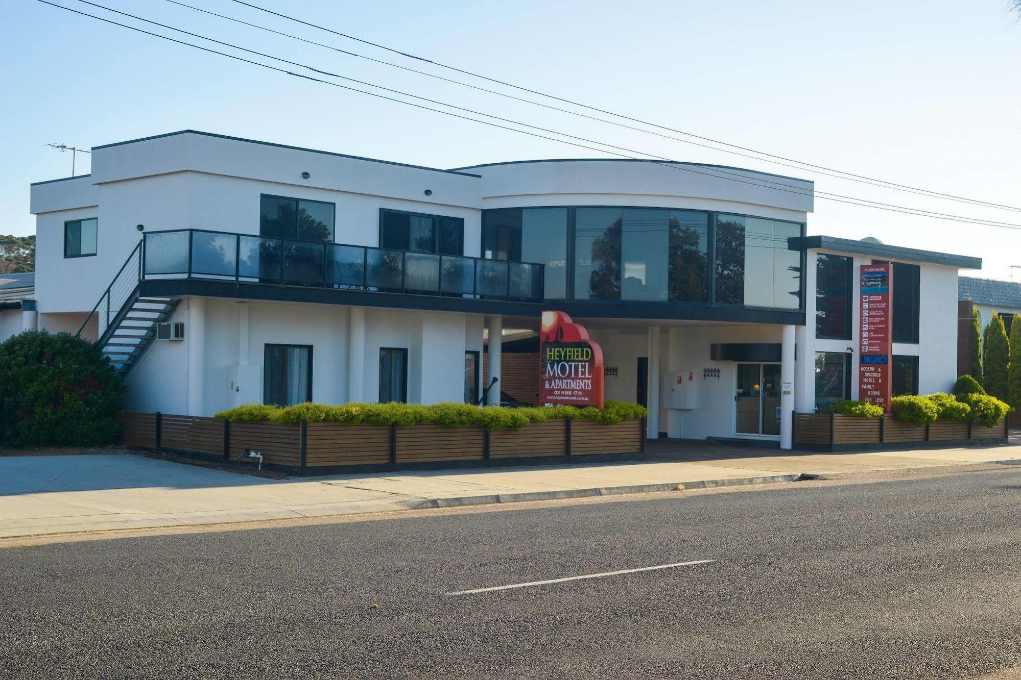 Heyfield Motel And Apartments Lakes Entrance Exterior foto
